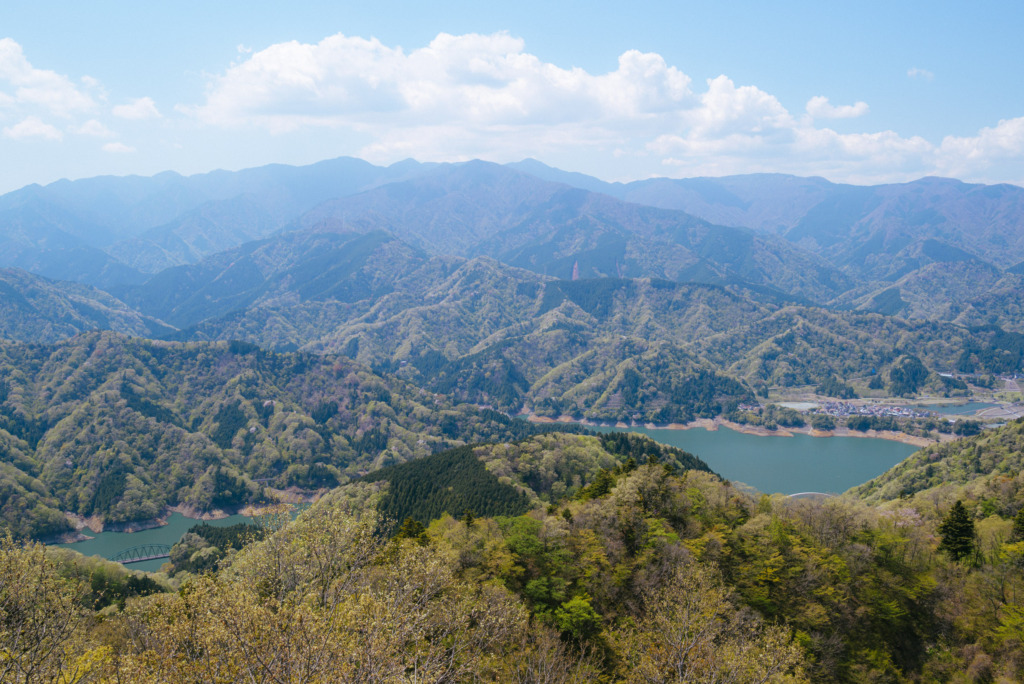 仏果山山頂展望台から見る景色