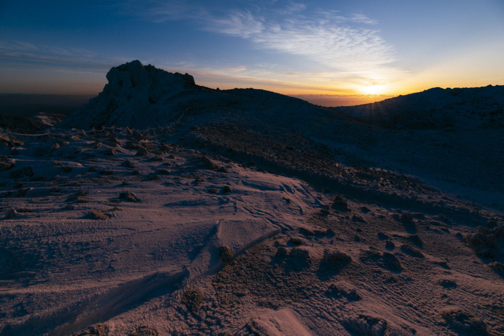 茶臼岳の撮影スポットで見る朝焼け