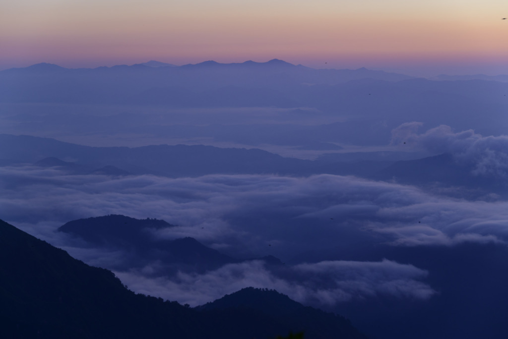 雲海と朝日連峰
