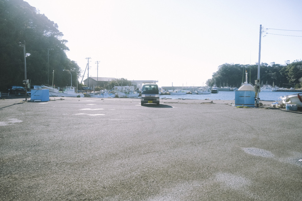 松輪漁港駐車場