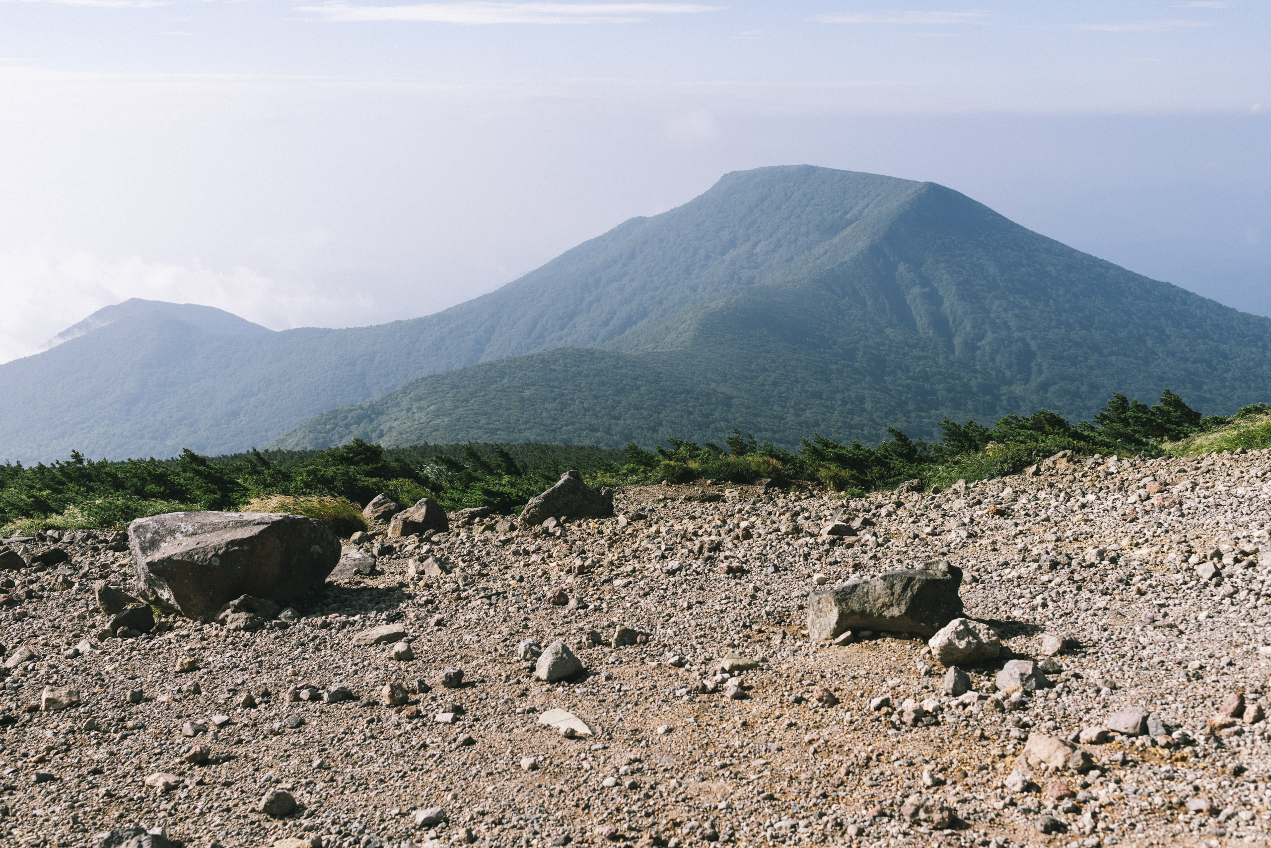 山頂から見る和尚山