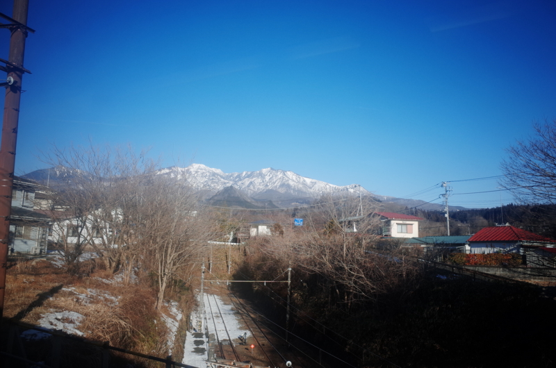 東武日光線から見る女峰山