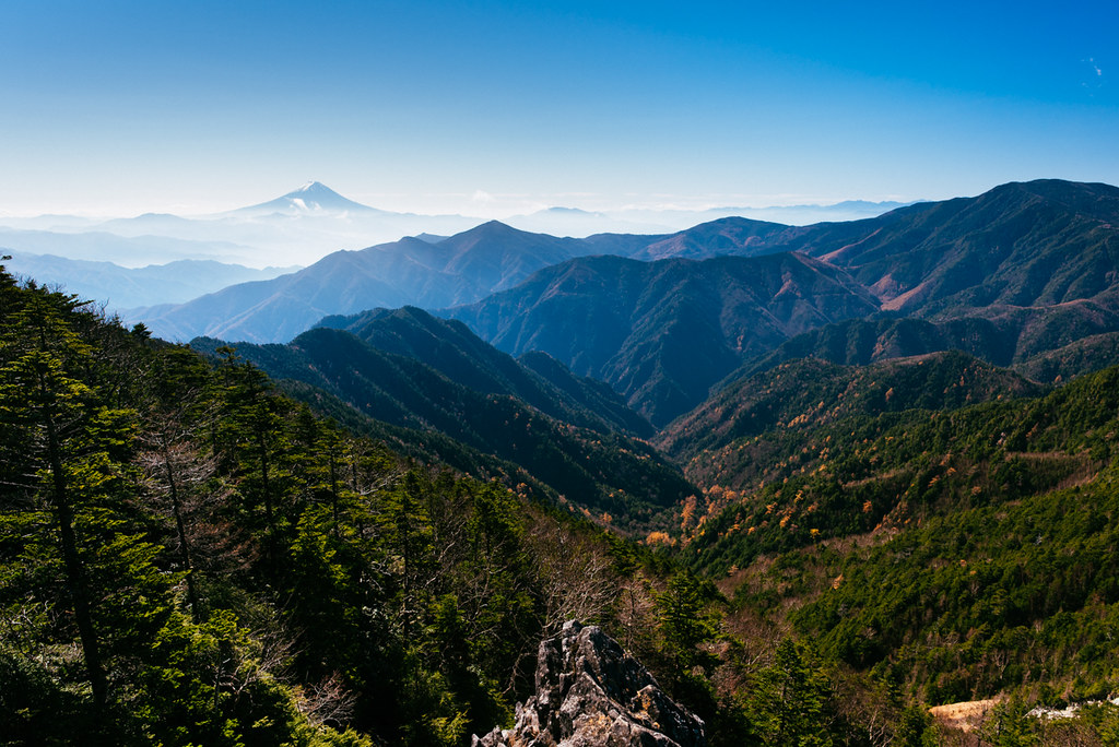 甲武信ヶ岳山頂からの景色
