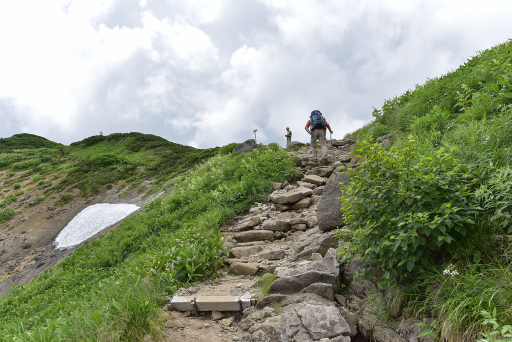 鏡平から弓折岳へ