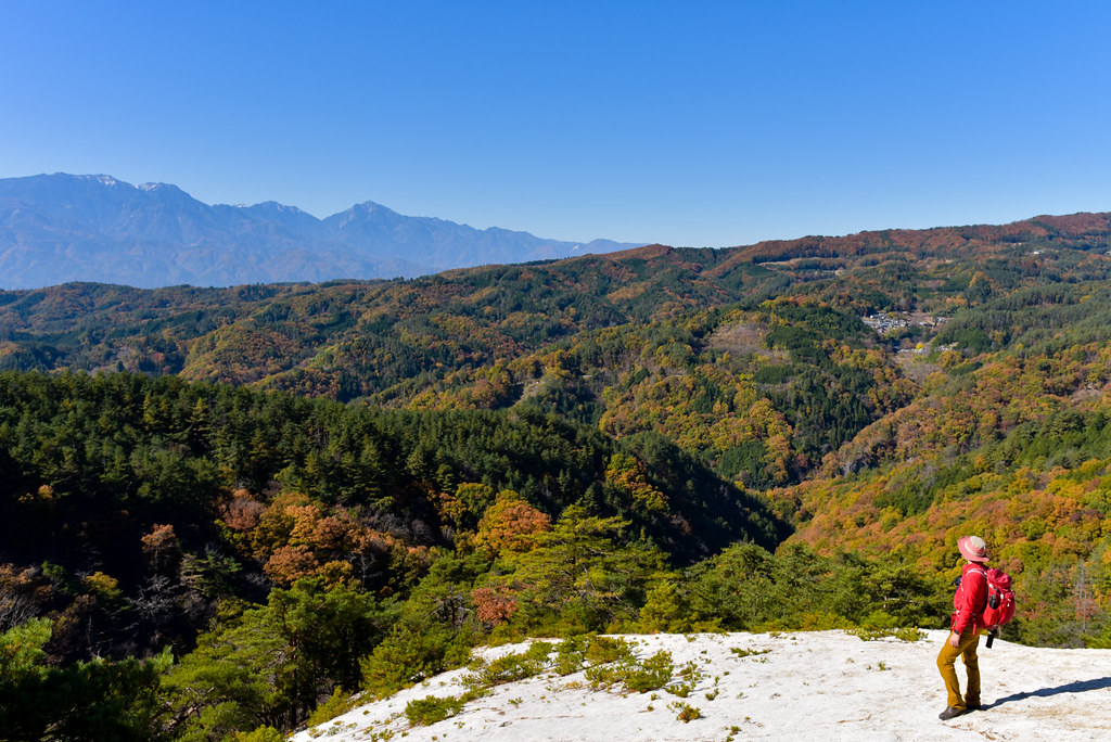 羅漢寺山と甲斐駒ヶ岳