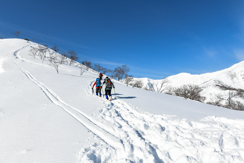 雪の谷川岳登山