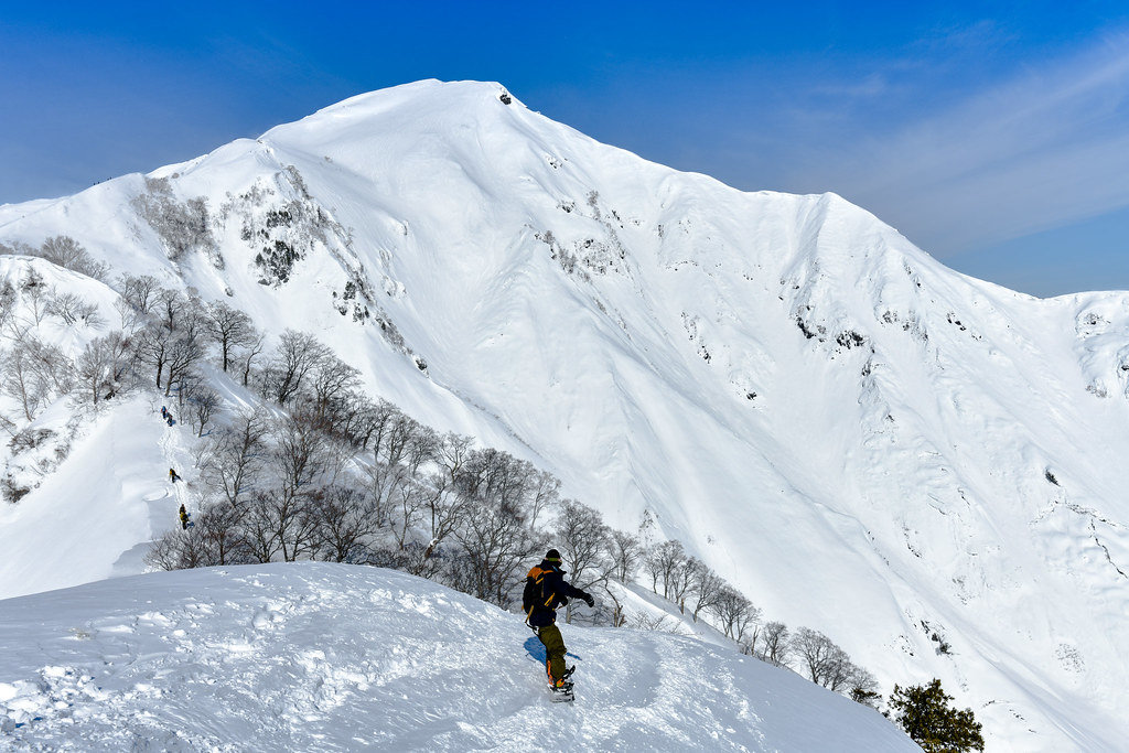 雪の谷川岳登山
