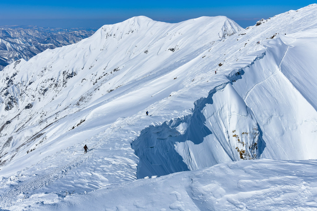 谷川岳山頂の景色