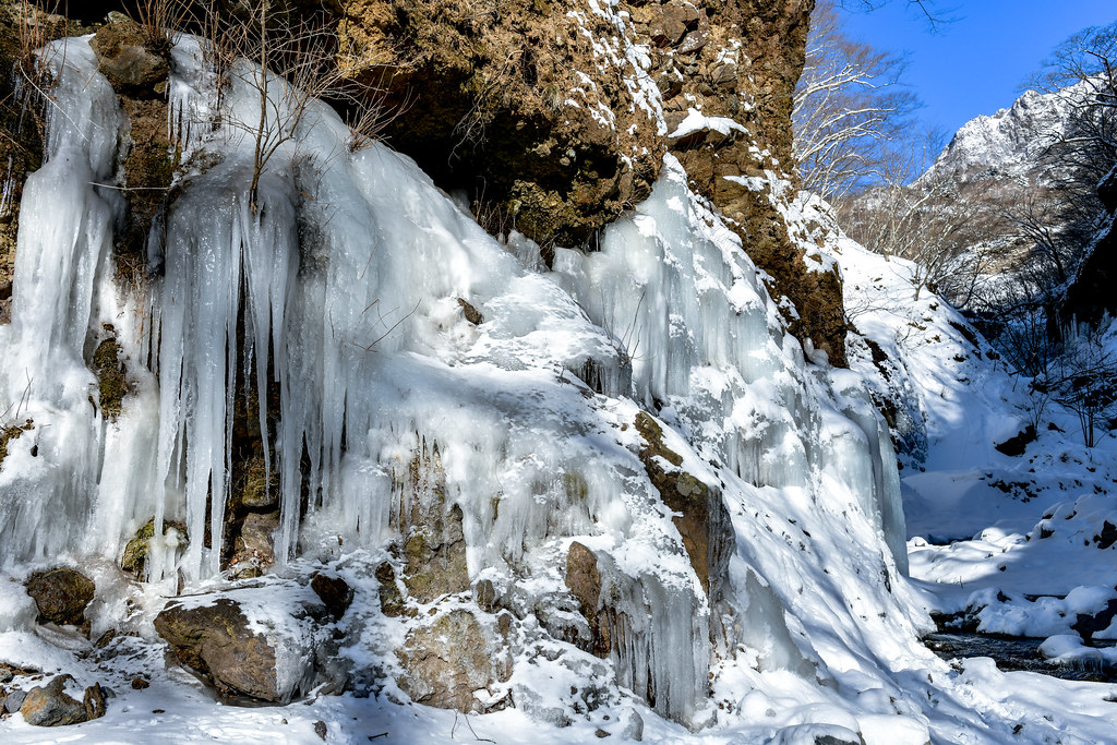 氷瀑への道