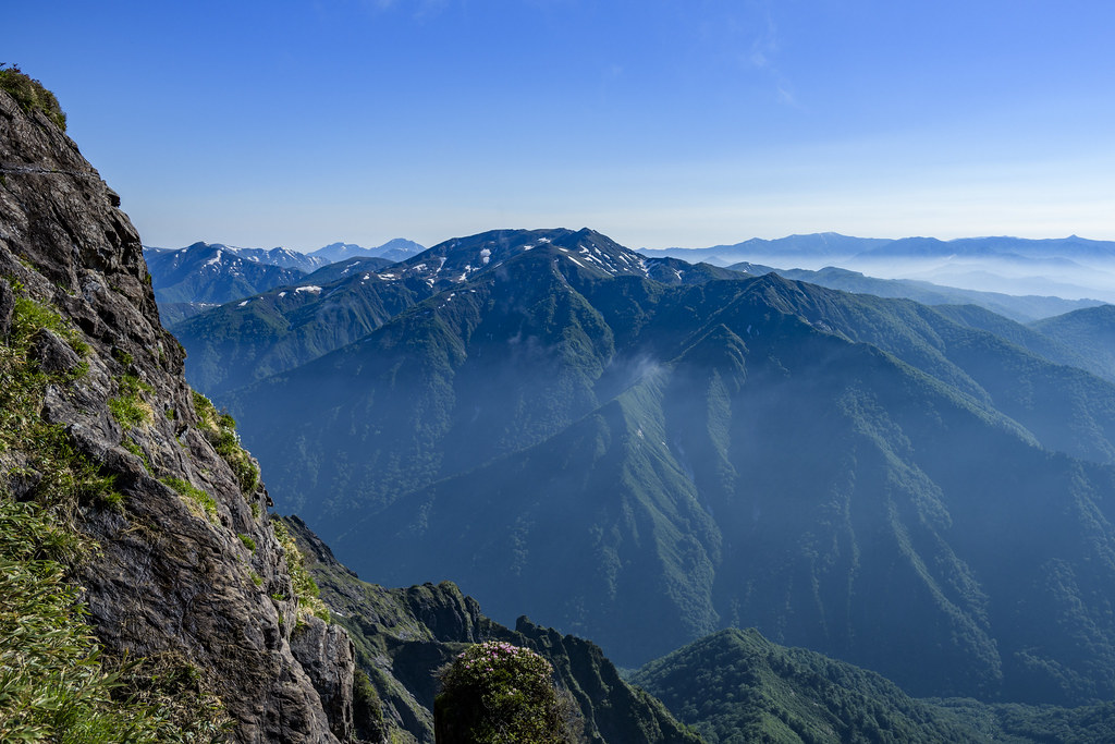 西黒尾根登山道