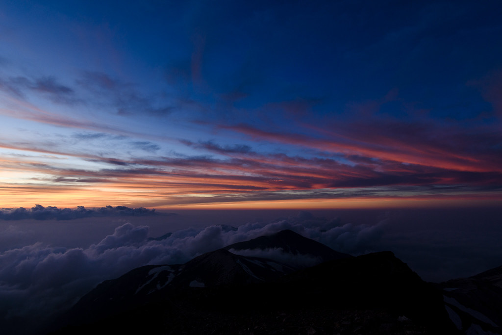 白馬岳山頂の夕焼けの景色