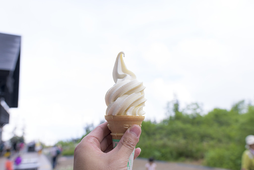 栂池のソフトクリーム