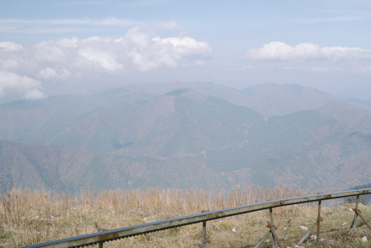 岐阜方面の山々