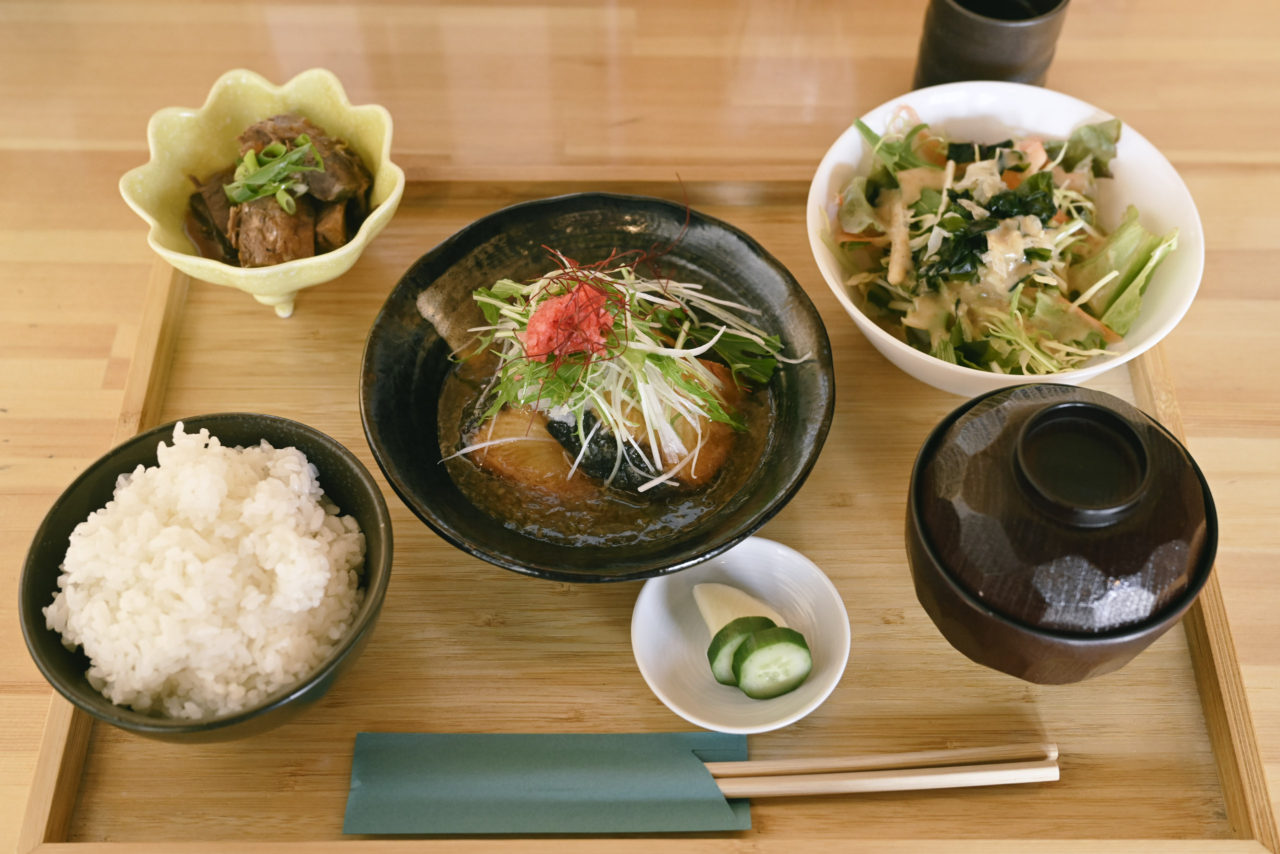 ぶりてりの定食