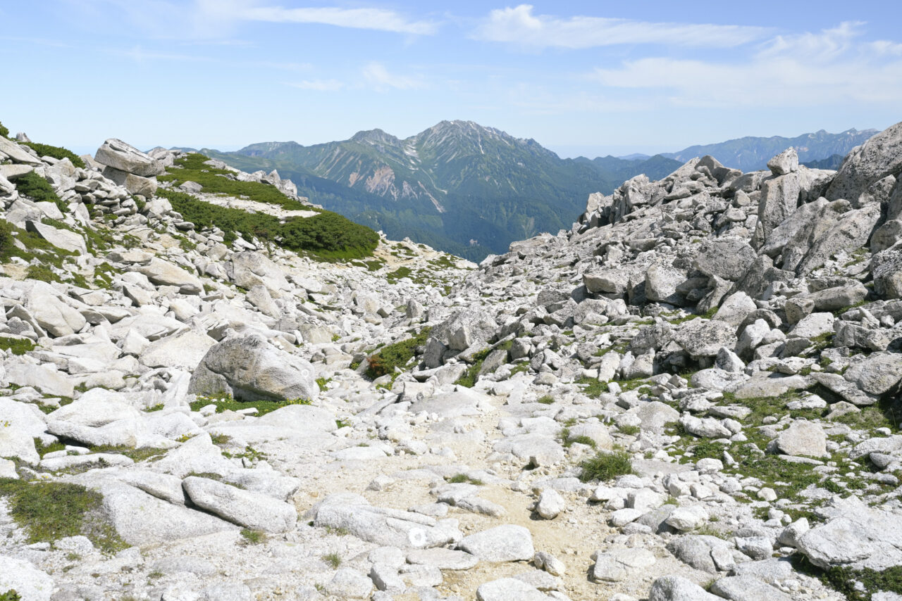 野口五郎岳から見る立山