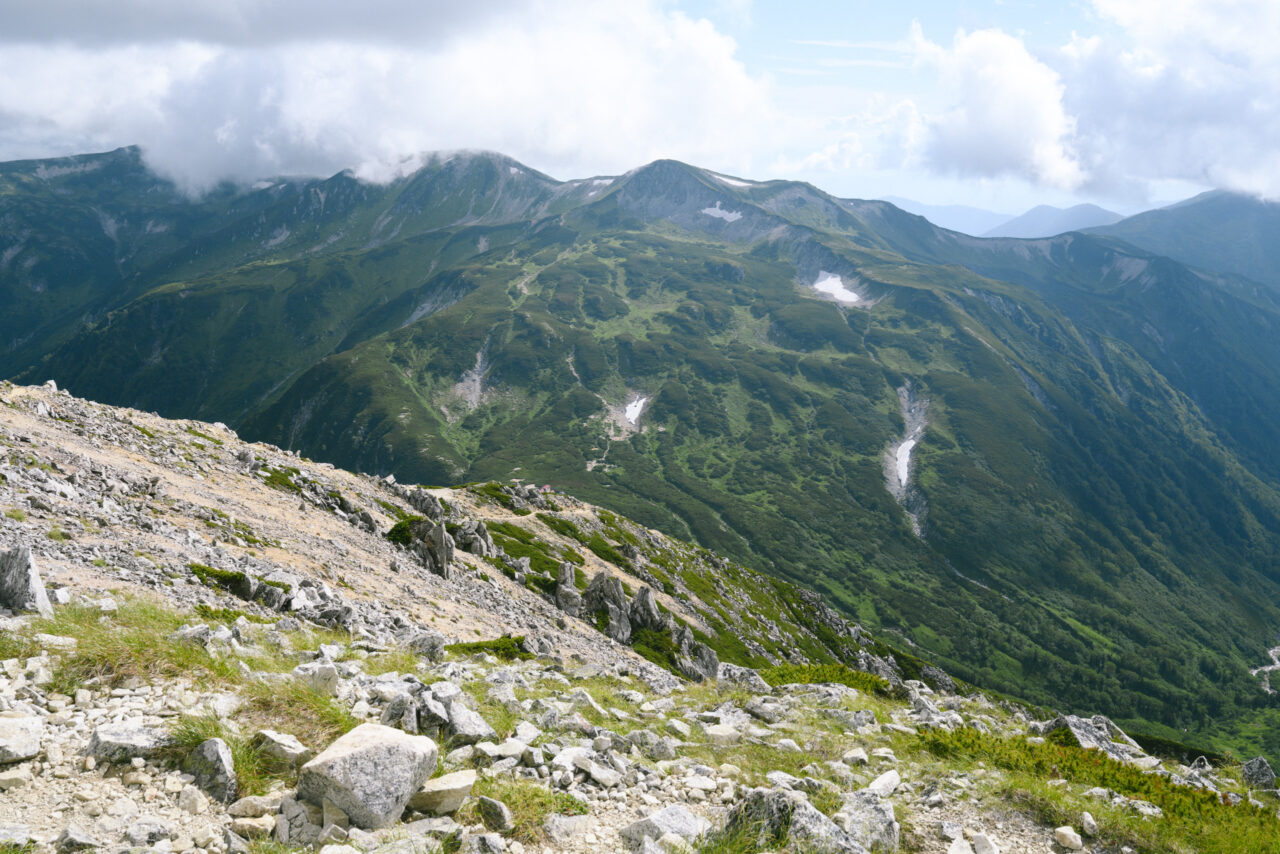 三俣蓮華小屋を目指す