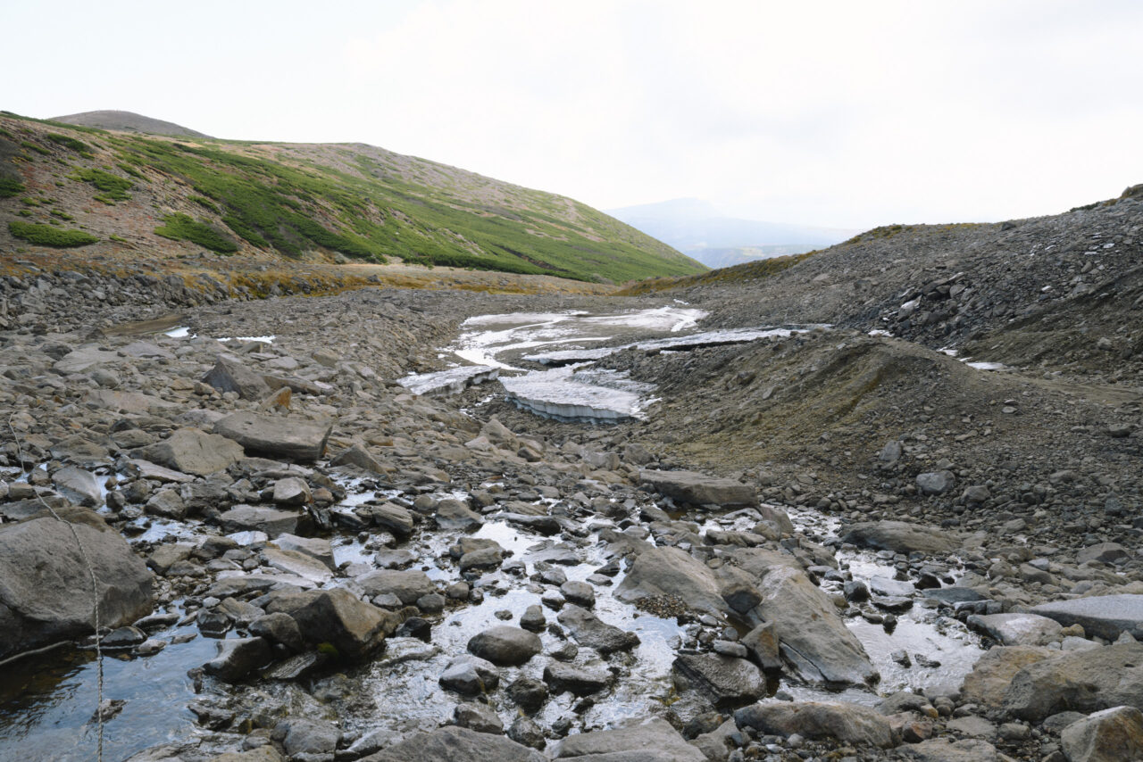 板垣新道の渓谷