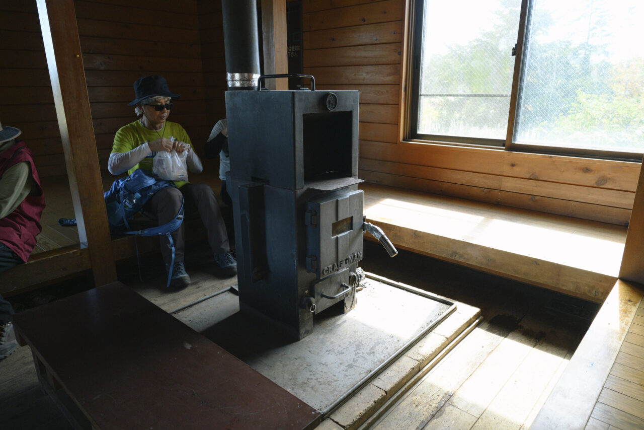小屋の中のストーブ