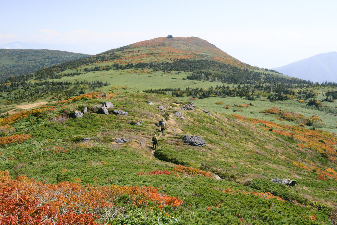 紅葉の三ツ石山と裏岩手縦走路