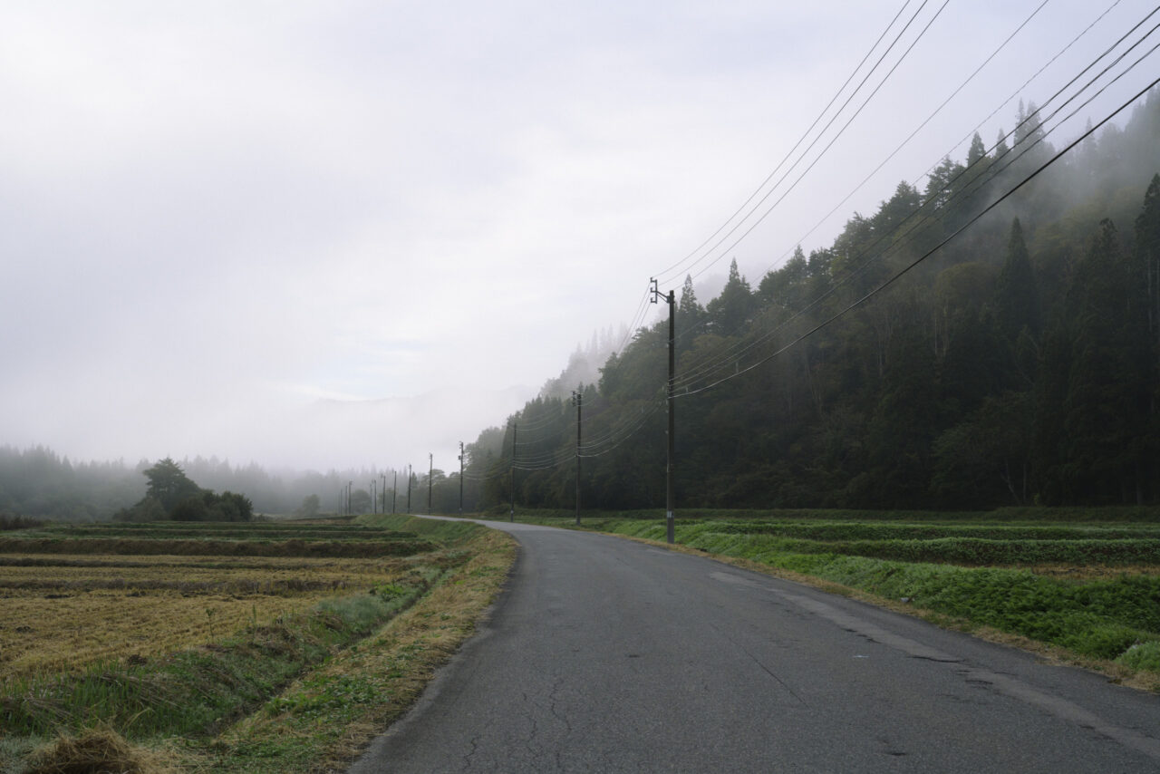 会津朝日岳登山口へ向かう