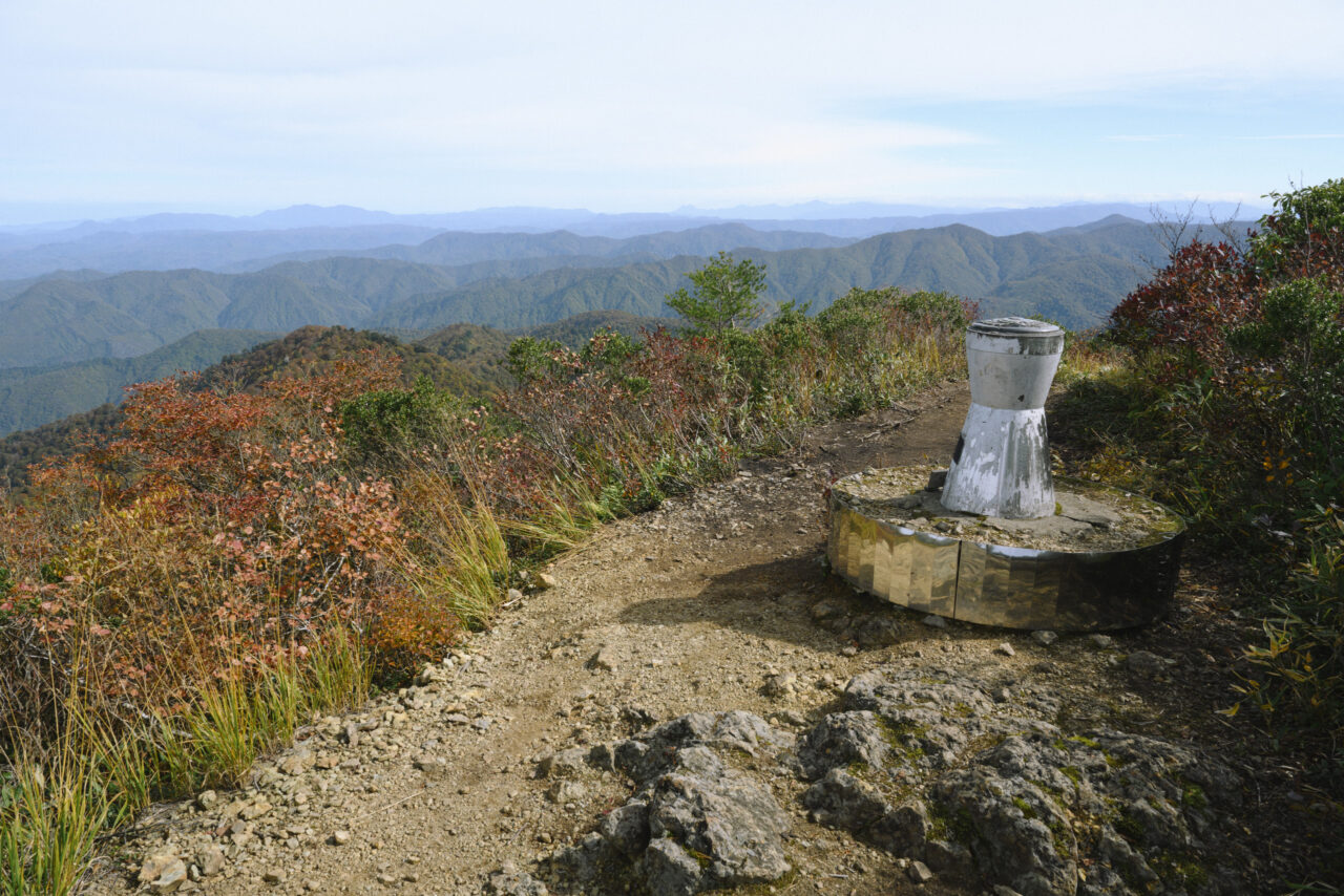会津朝日岳山頂一帯