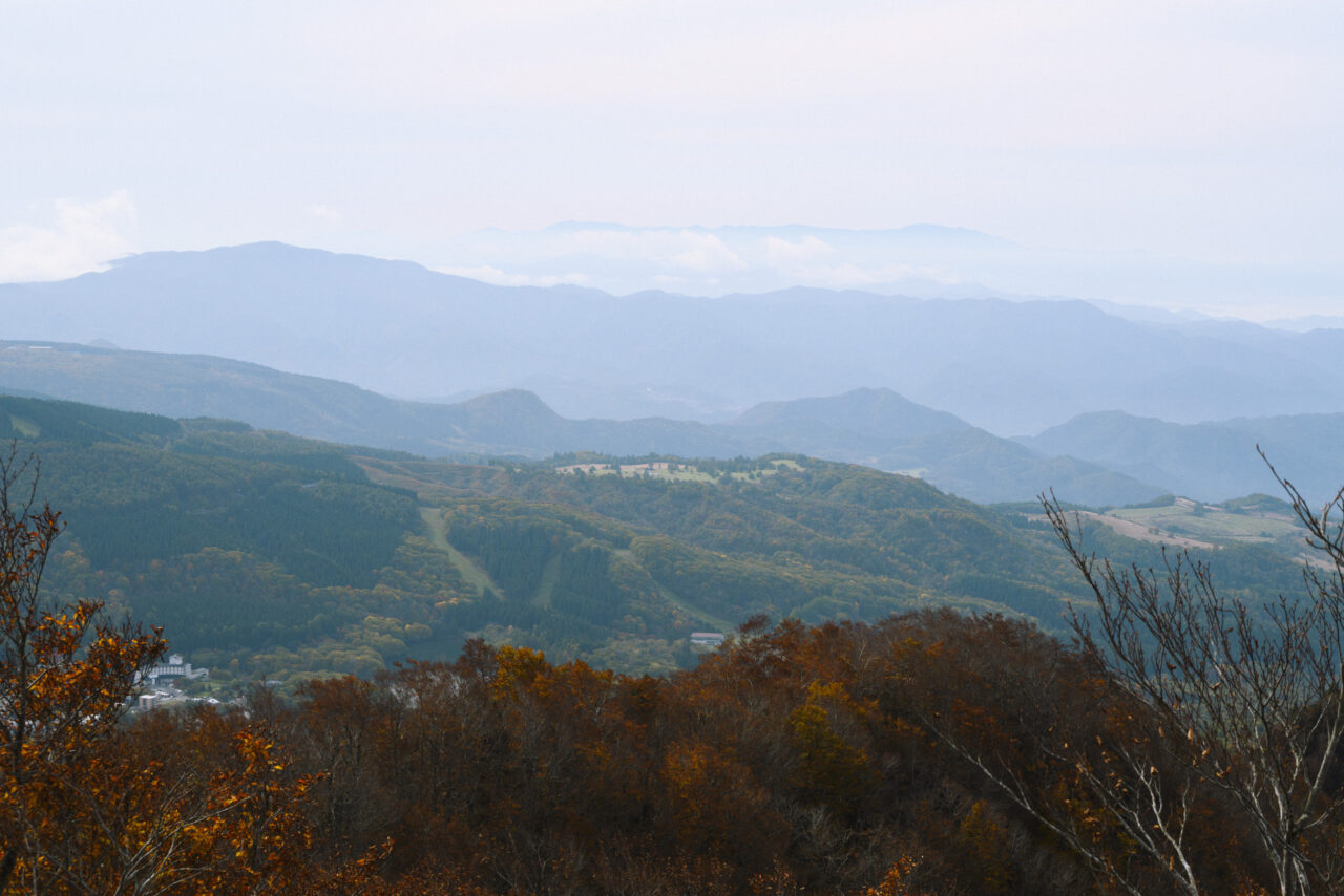 瀧山から見る西吾妻山方面