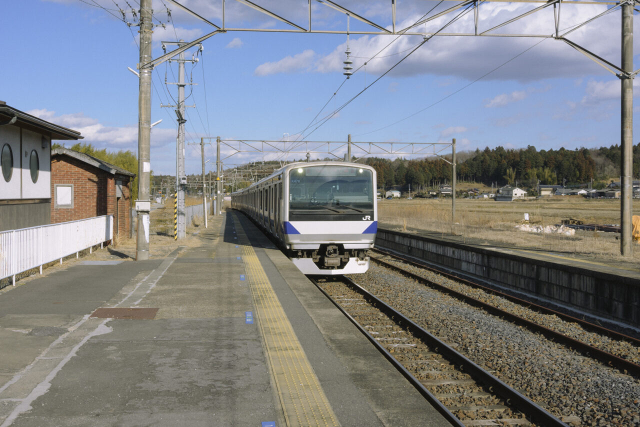福原駅に到着した電車