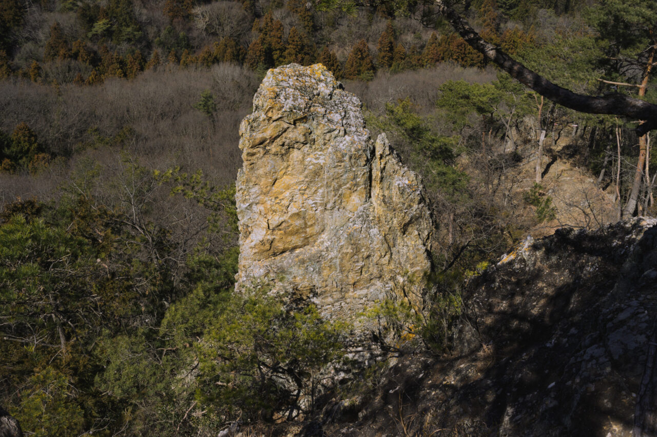 ローソク岩