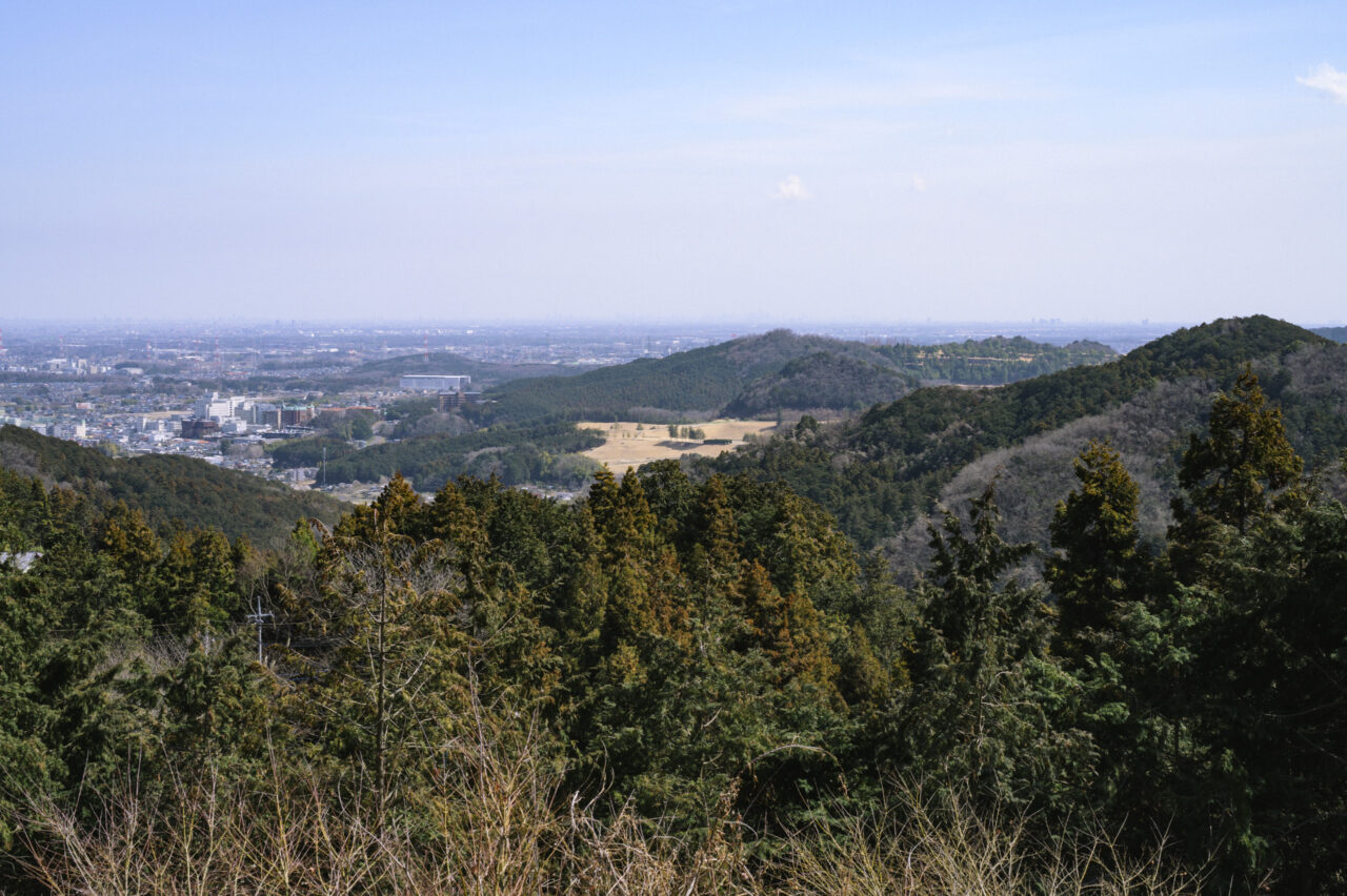 展望台から見下ろす毛呂の町