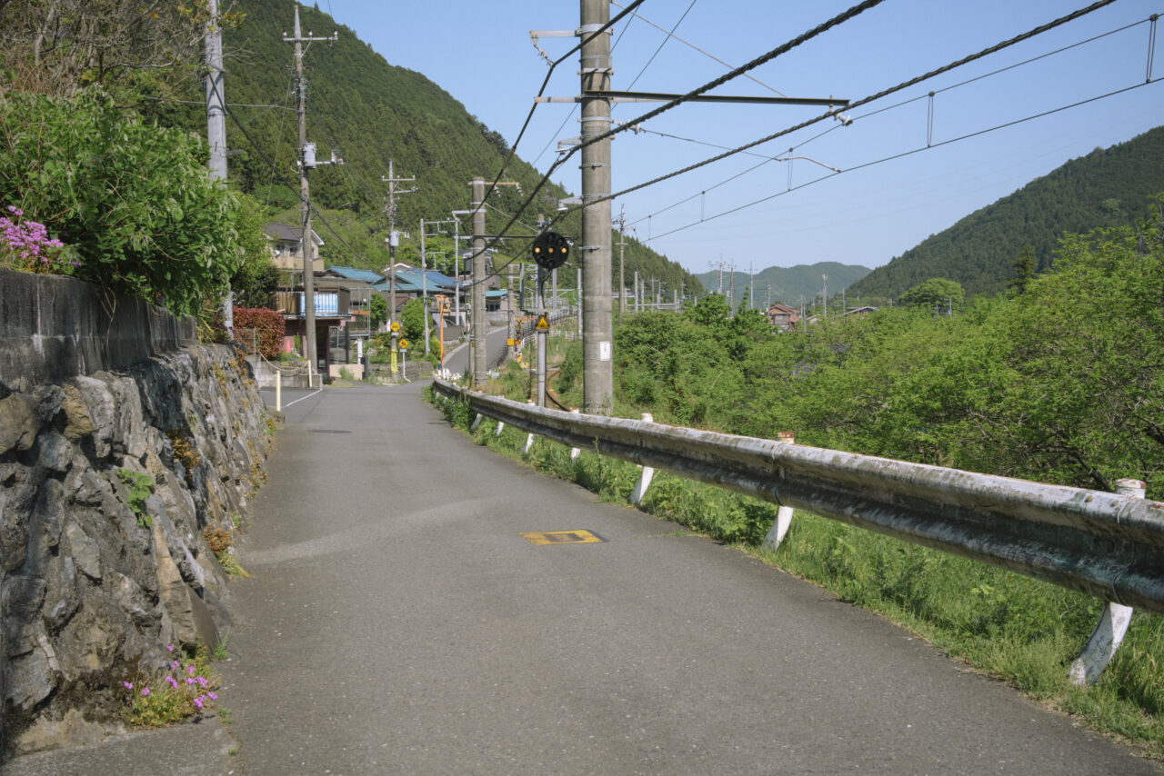 御嶽駅より沢井へ