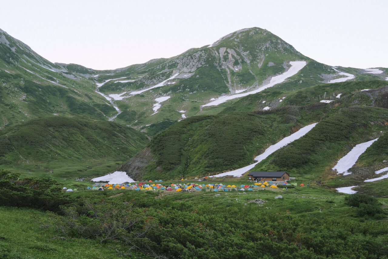 雷鳥沢キャンプ場と浄土山
