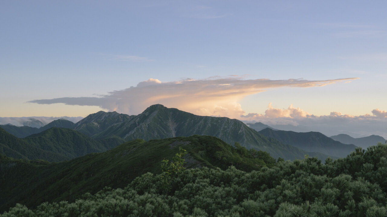 はっきりと表れた常念岳