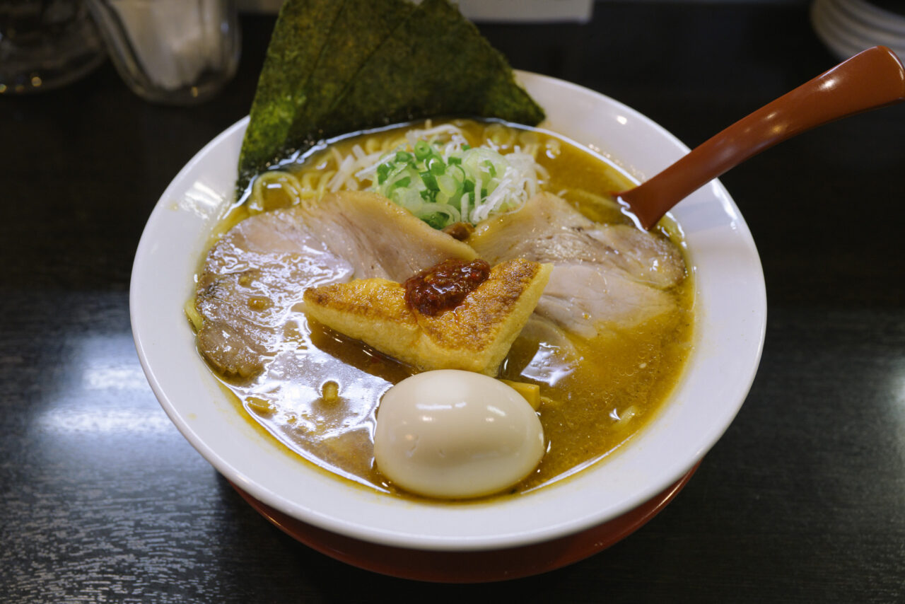 雷音ラーメン