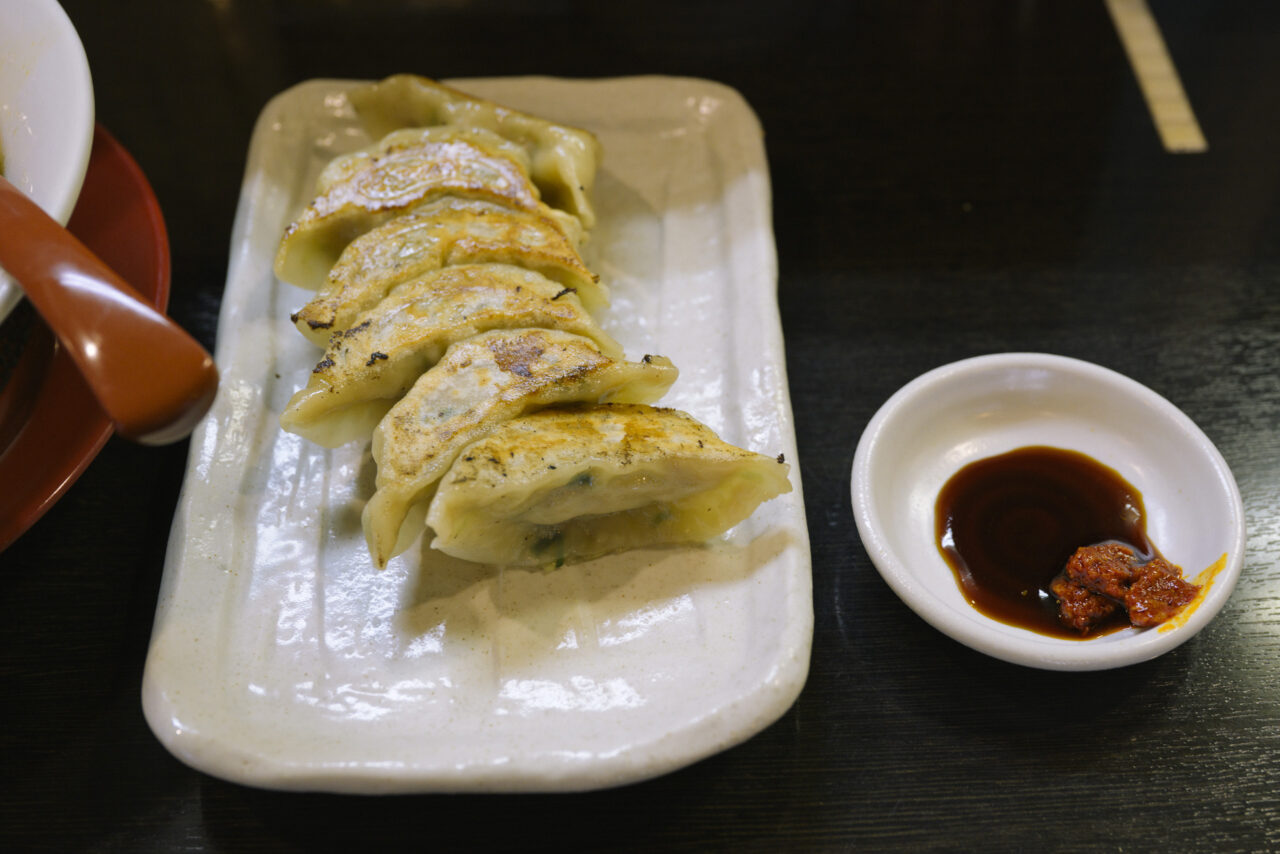 雷音餃子