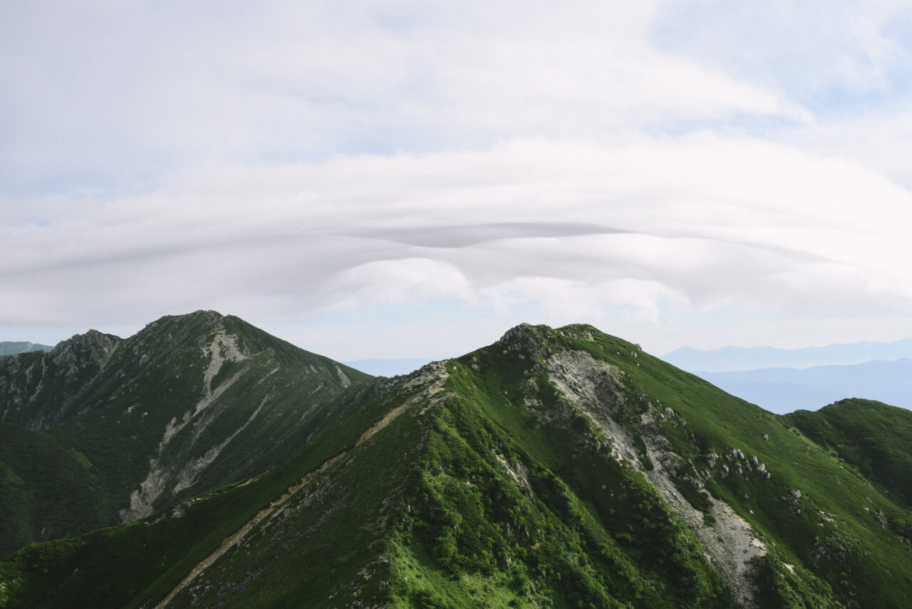 空木岳上空に浮かぶ不思議な雲