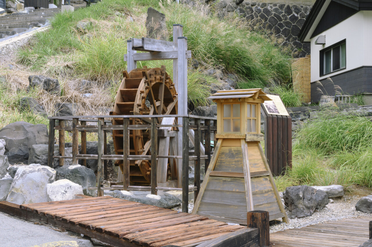 上の湯裏の源泉湧出地