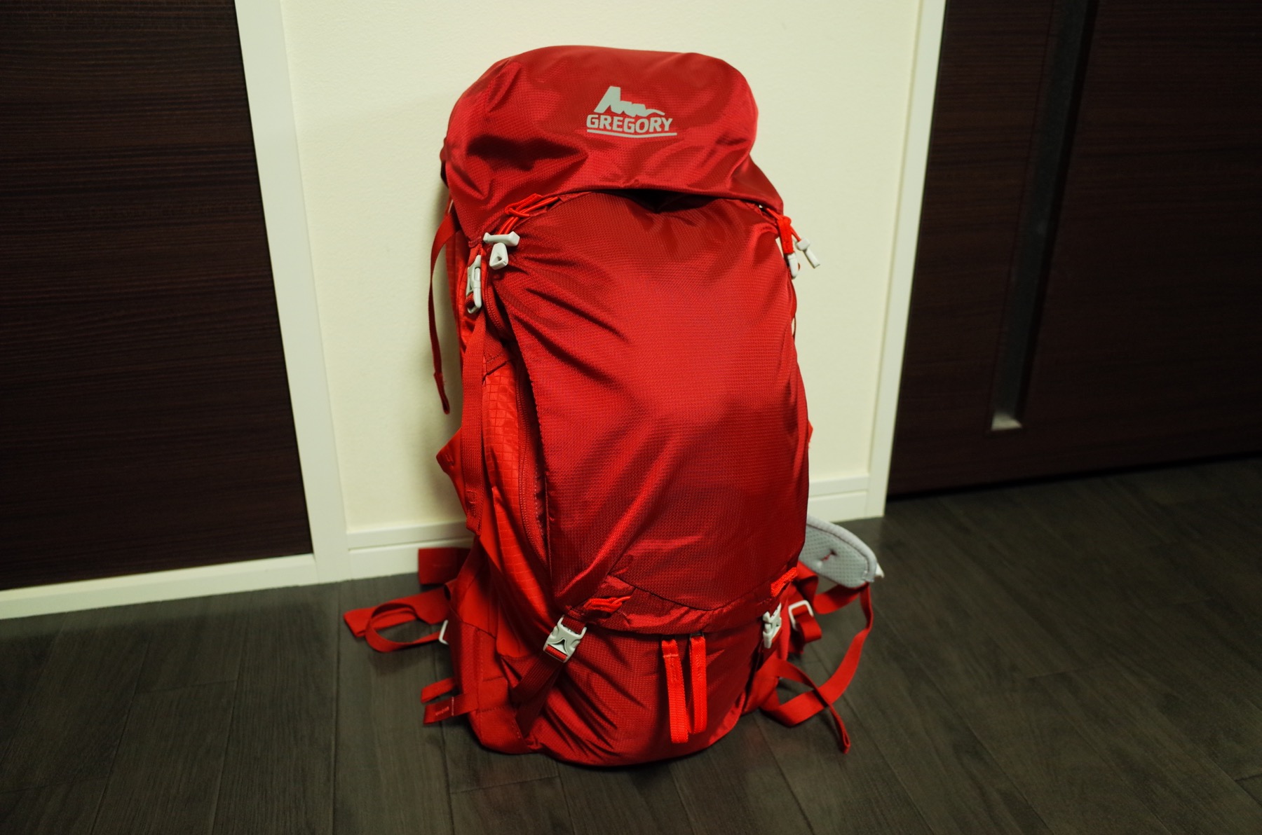 登山道具のススメ 初心者必見ザック比較 ドイター ミレー グレゴリー主要ザックを買って比較してみた Red Sugar